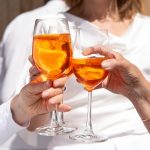 ¿Qué contiene realmente el Tonayán, el licor popular en las ‘aguas locas’?